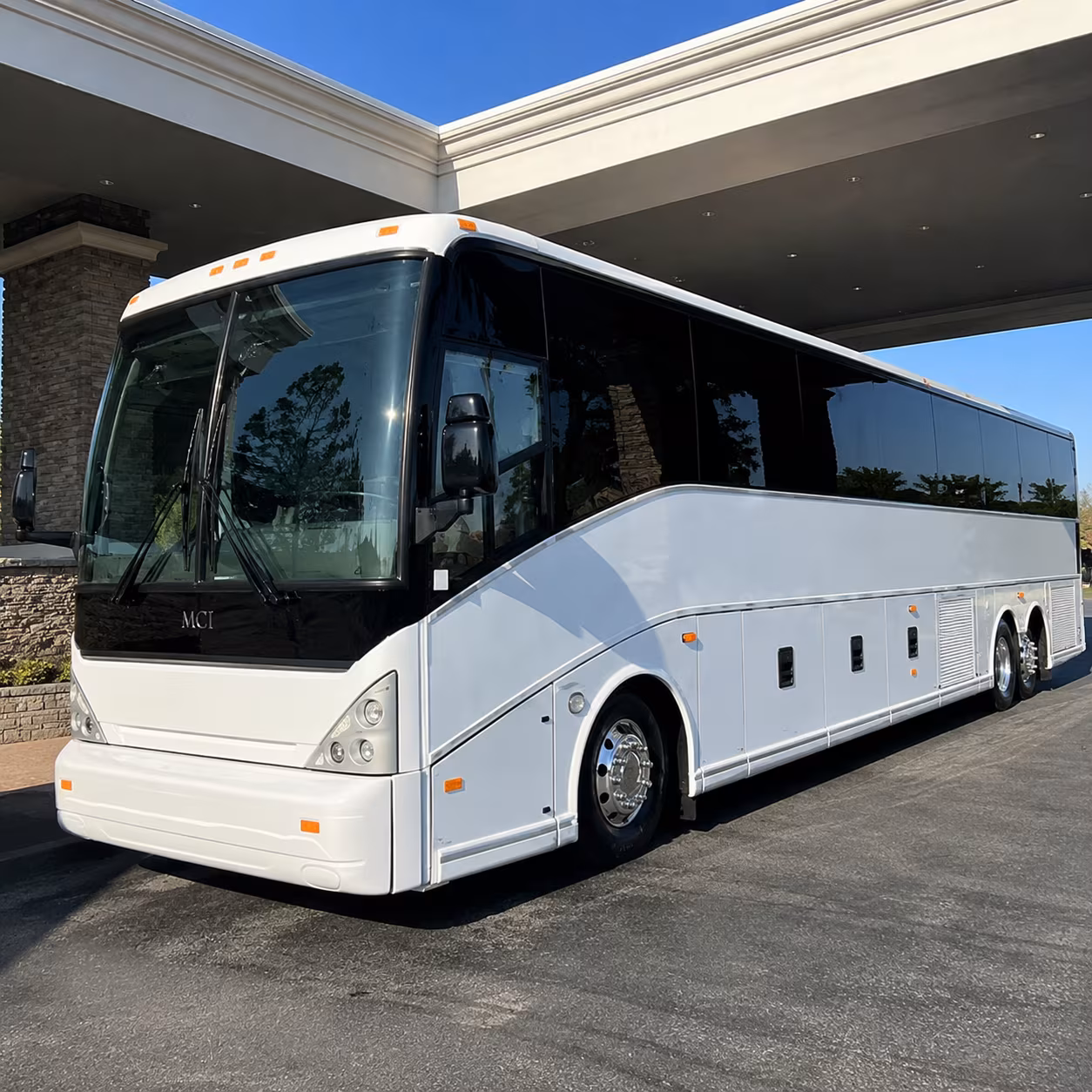 long beach airport shuttle buses from south gate and the 710 corridor